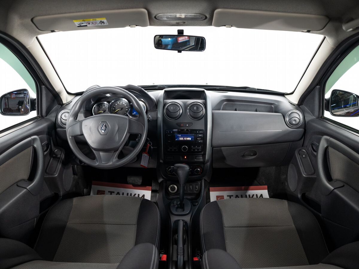 Renault Duster 2016 - фото автомобиля