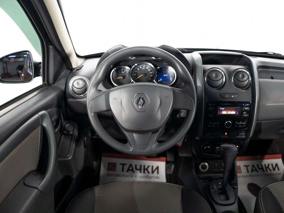 Renault Duster 2016 - фото автомобиля