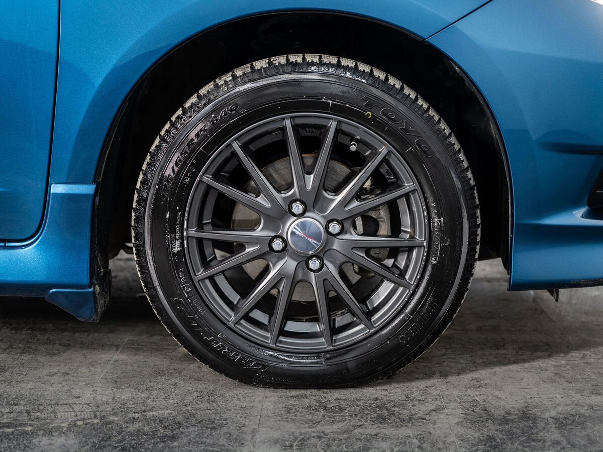 Honda Fit Shuttle 2011 - фото автомобиля