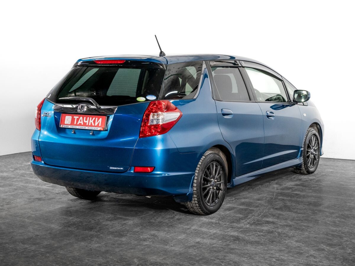 Honda Fit Shuttle 2011 - фото автомобиля