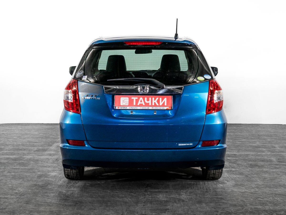 Honda Fit Shuttle 2011 - фото автомобиля