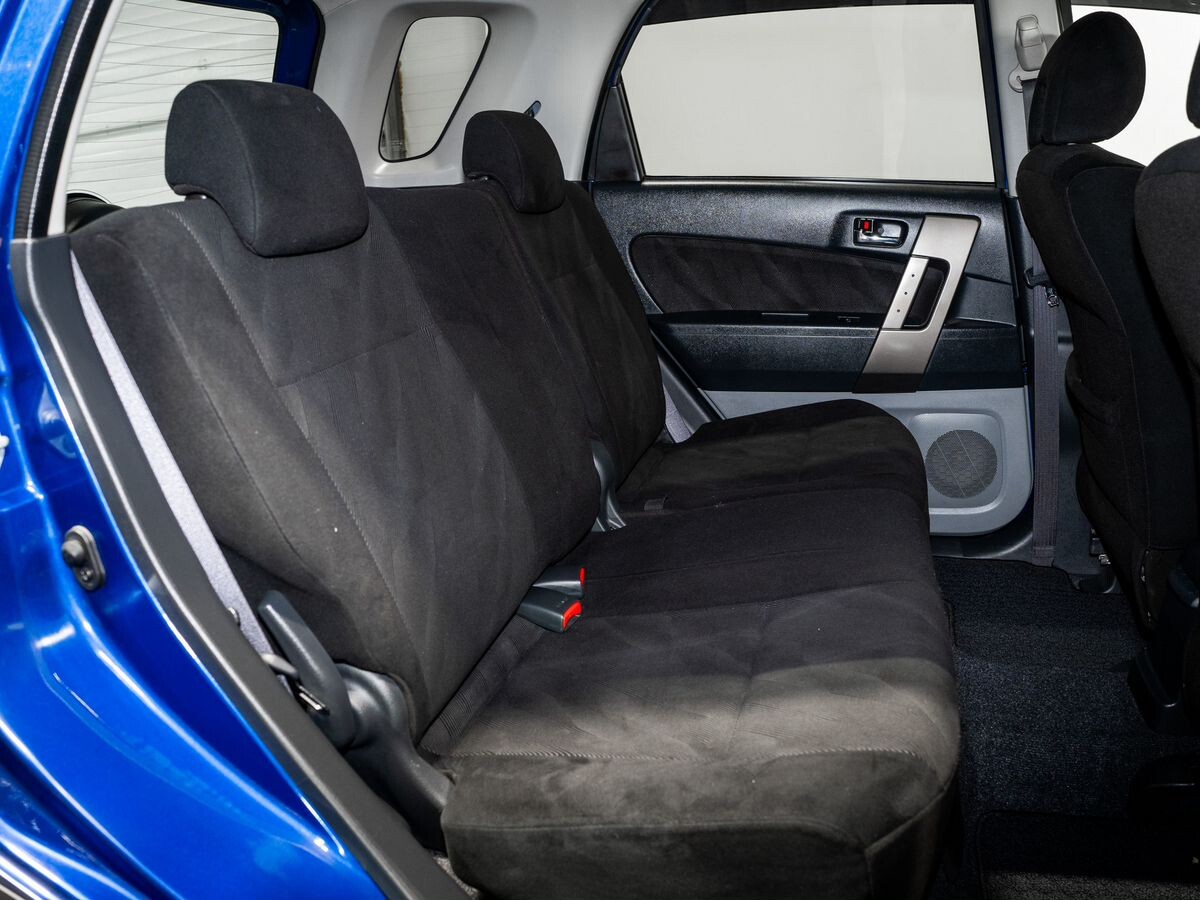 Toyota Rush 2010 - фото автомобиля