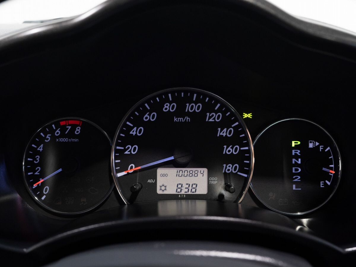 Toyota Rush 2010 - фото автомобиля