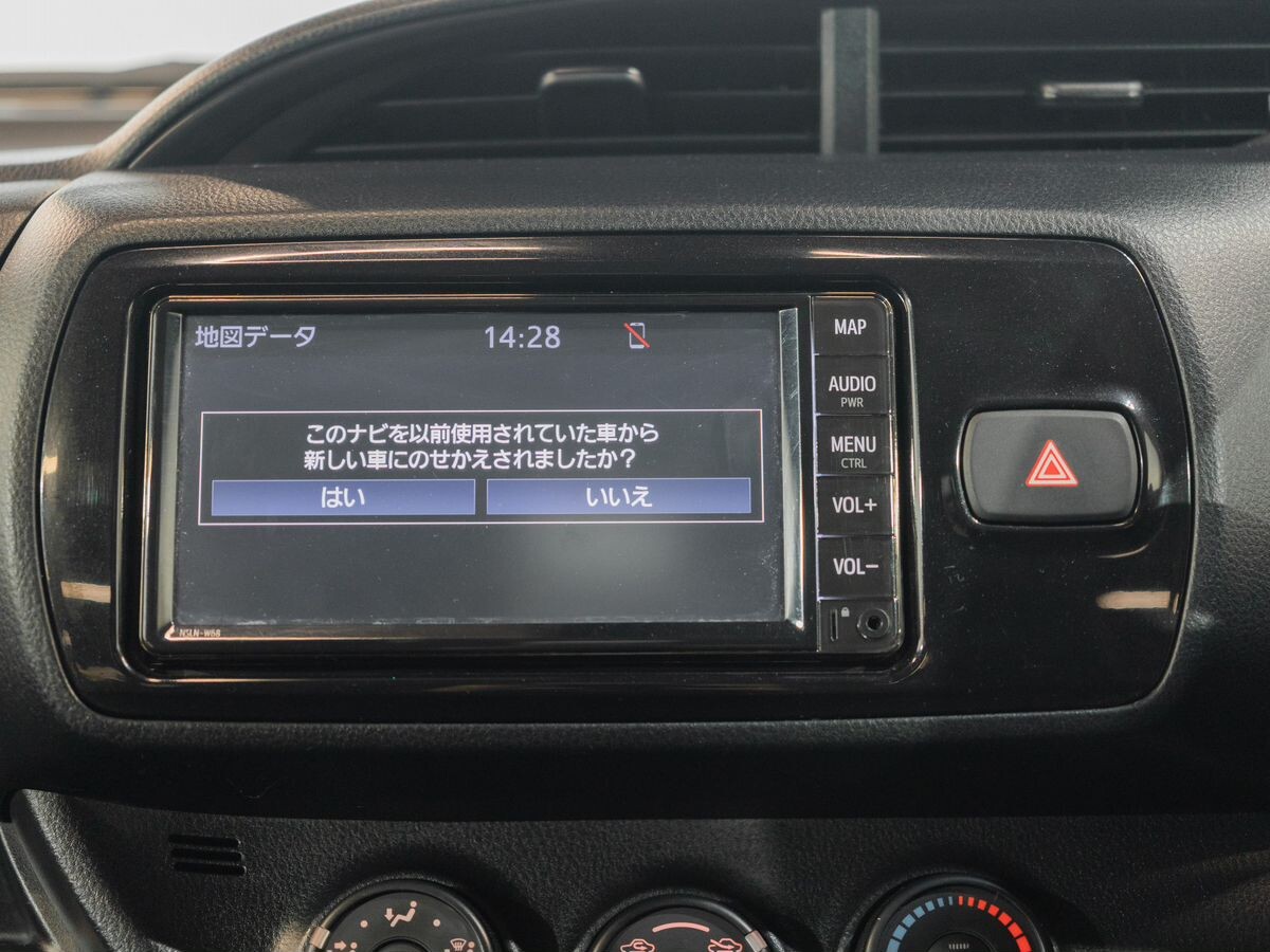 Toyota Vitz 2019 - фото автомобиля