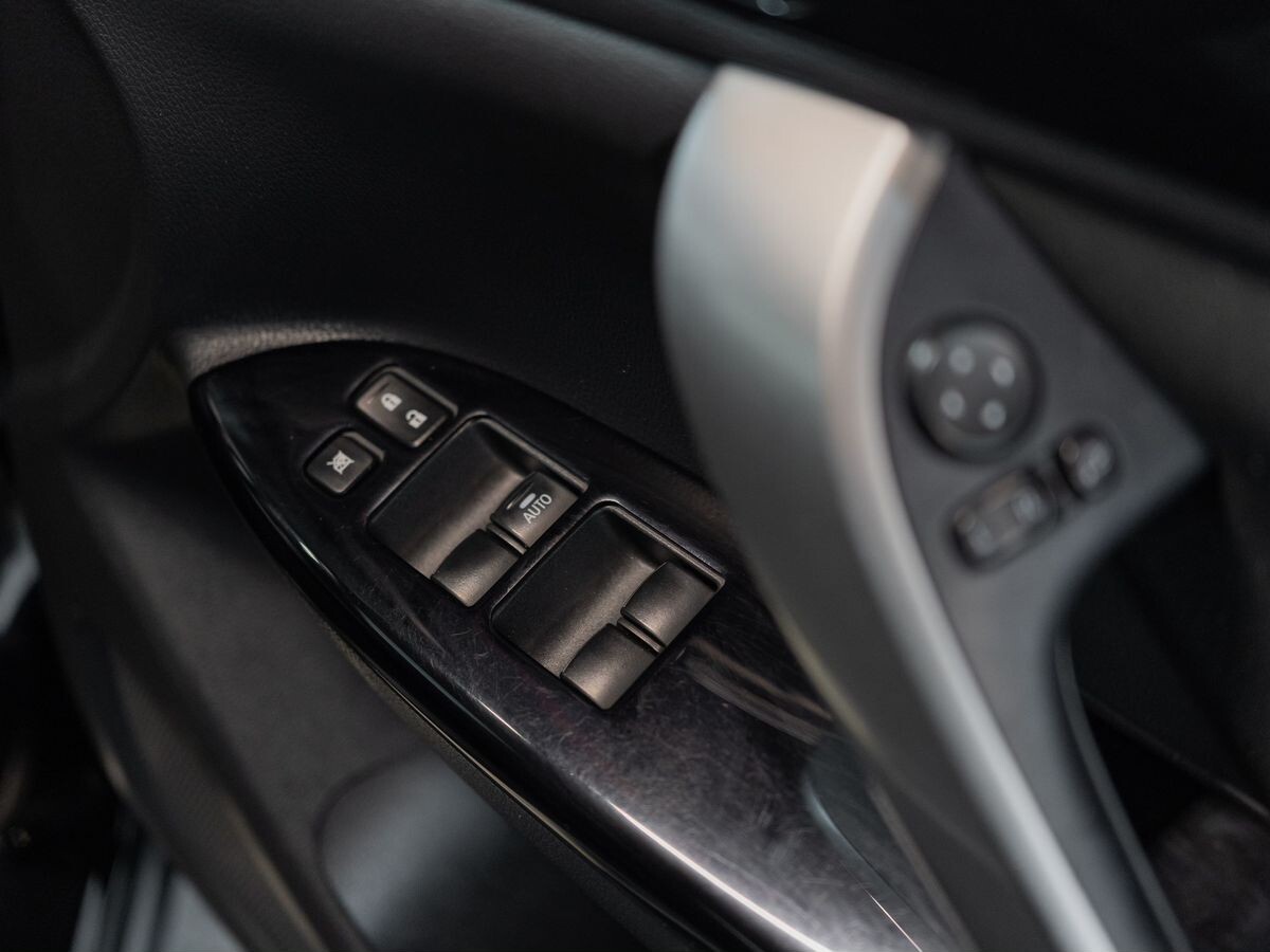 Mitsubishi Eclipse Cross 2018 - фото автомобиля