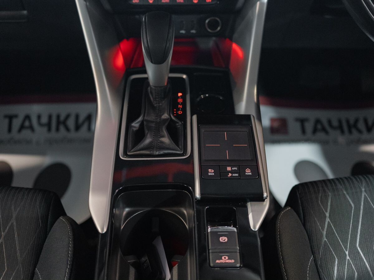 Mitsubishi Eclipse Cross 2018 - фото автомобиля