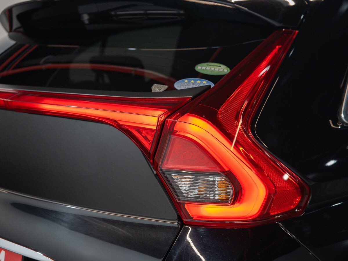 Mitsubishi Eclipse Cross 2018 - фото автомобиля