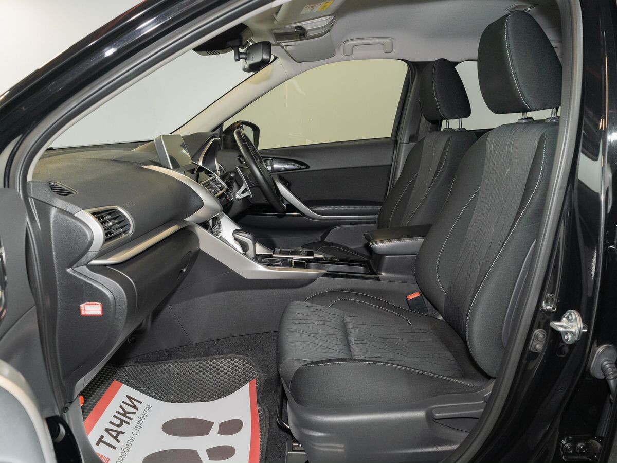 Mitsubishi Eclipse Cross 2018 - фото автомобиля