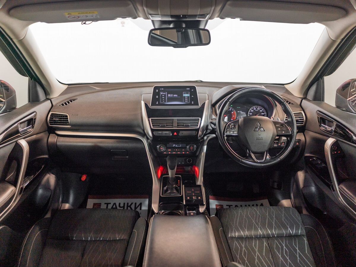 Mitsubishi Eclipse Cross 2018 - фото автомобиля