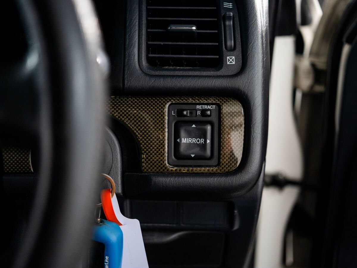 Toyota Mark II 1999 - фото автомобиля