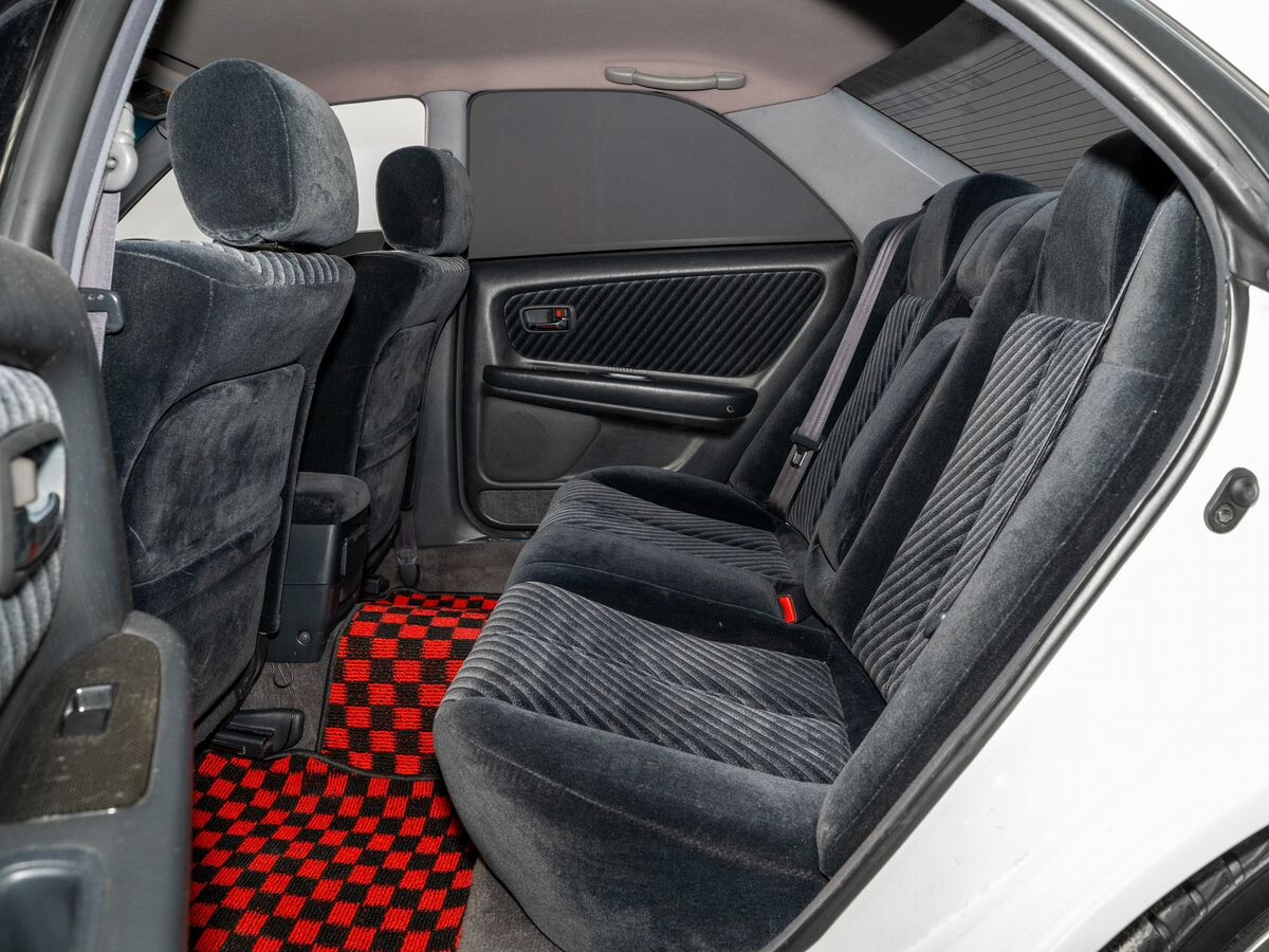 Toyota Mark II 1999 - фото автомобиля