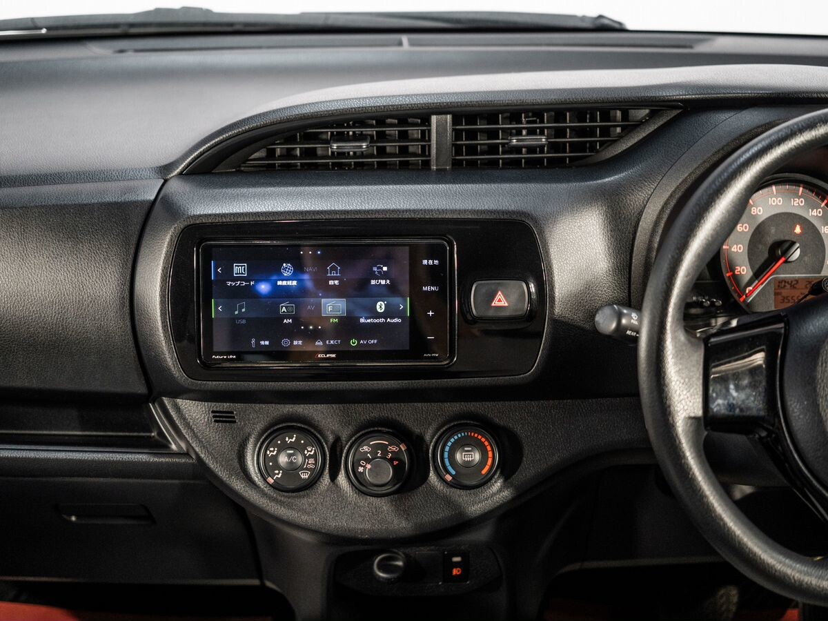 Toyota Vitz 2019 - фото автомобиля