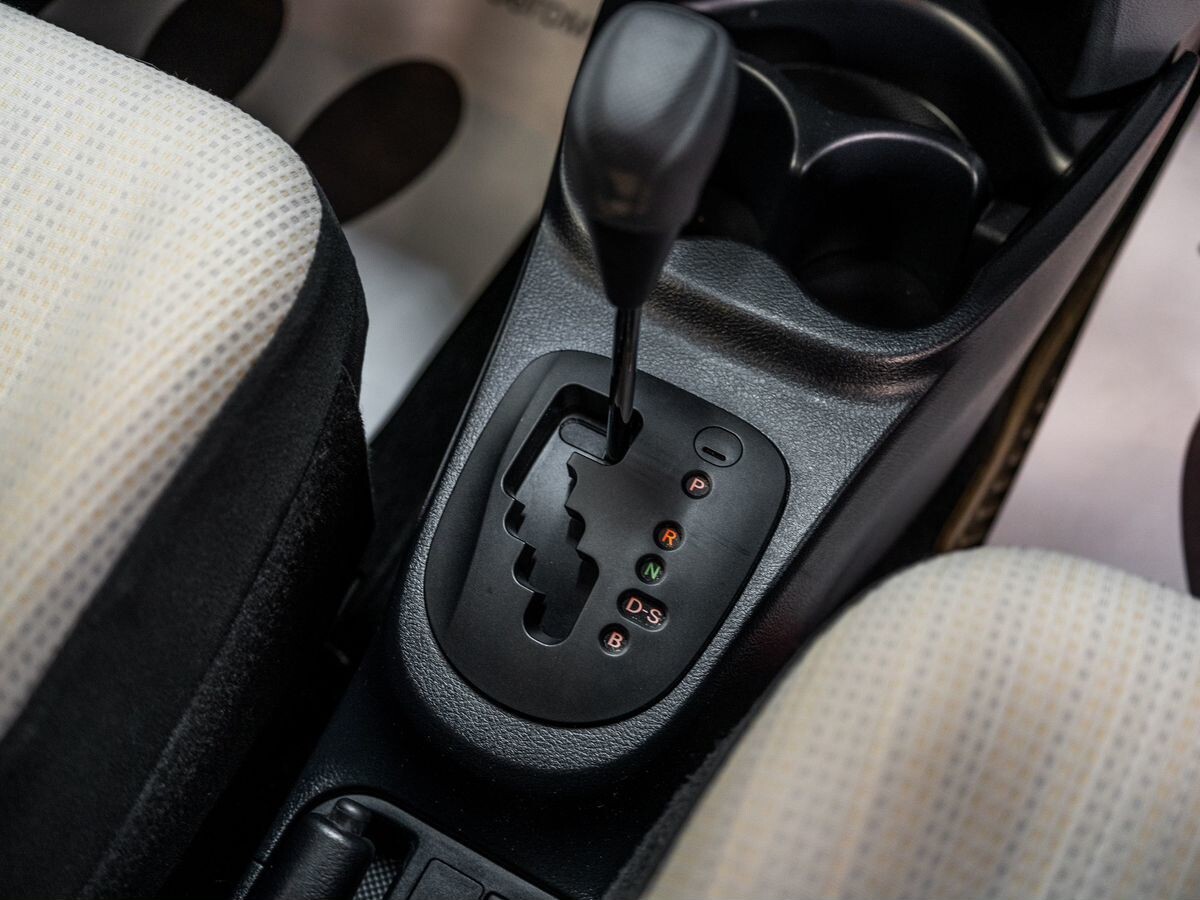 Toyota Vitz 2019 - фото автомобиля