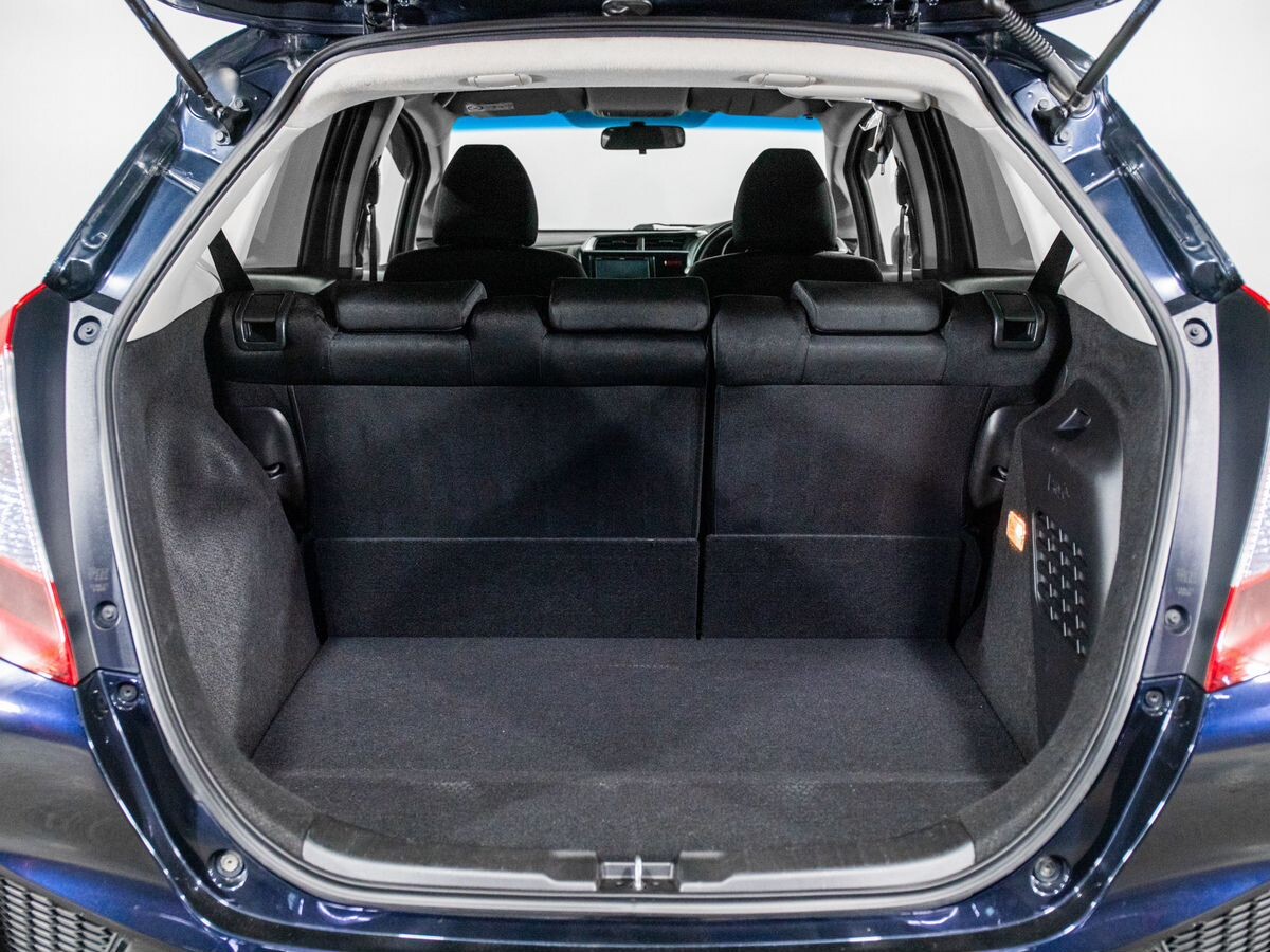 Honda Fit 2016 - фото автомобиля