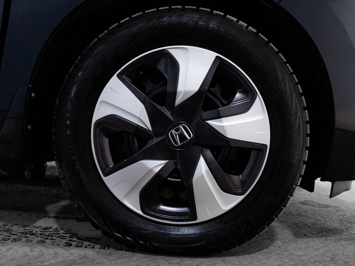 Honda Fit 2016 - фото автомобиля