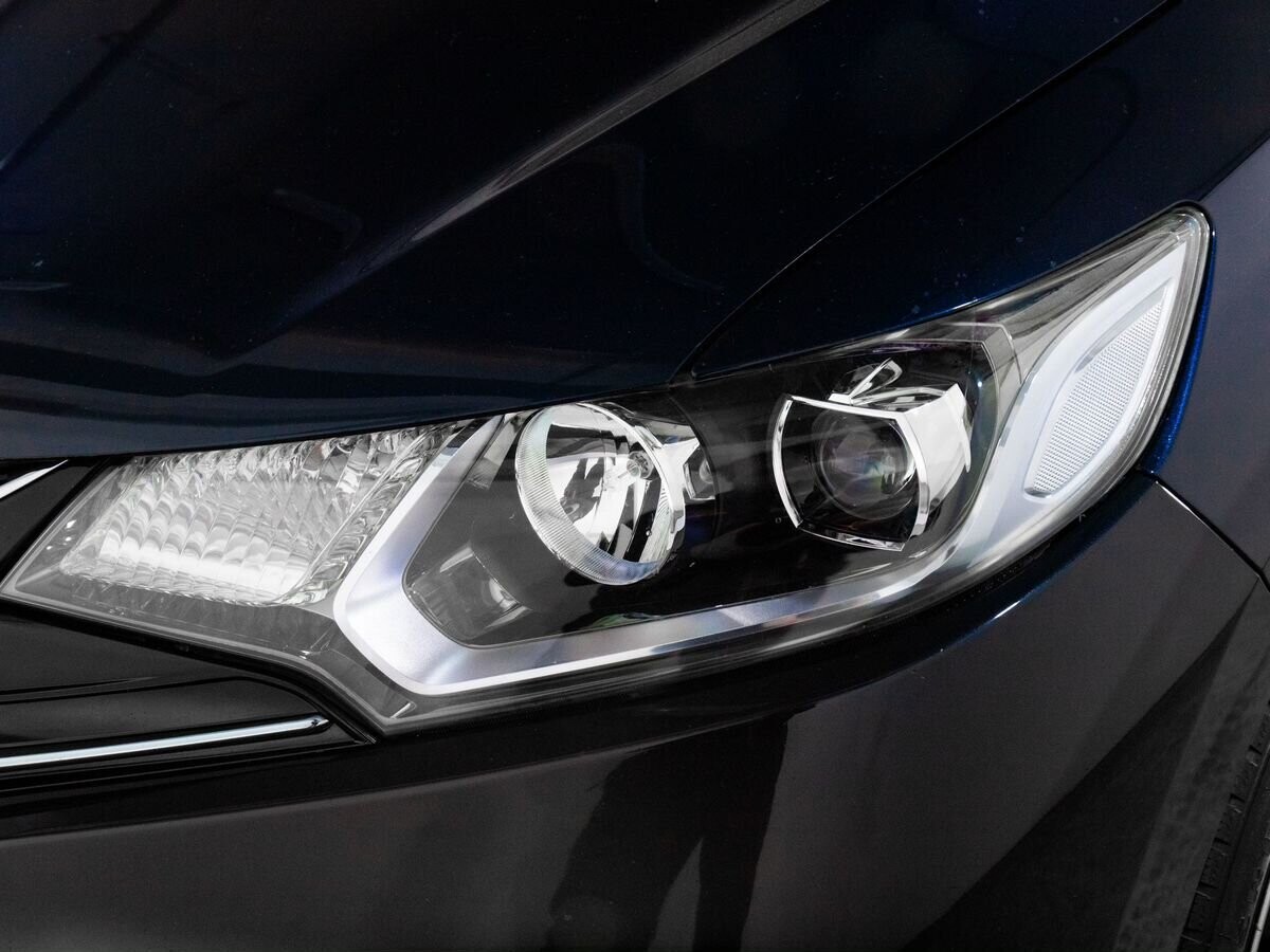 Honda Fit 2016 - фото автомобиля