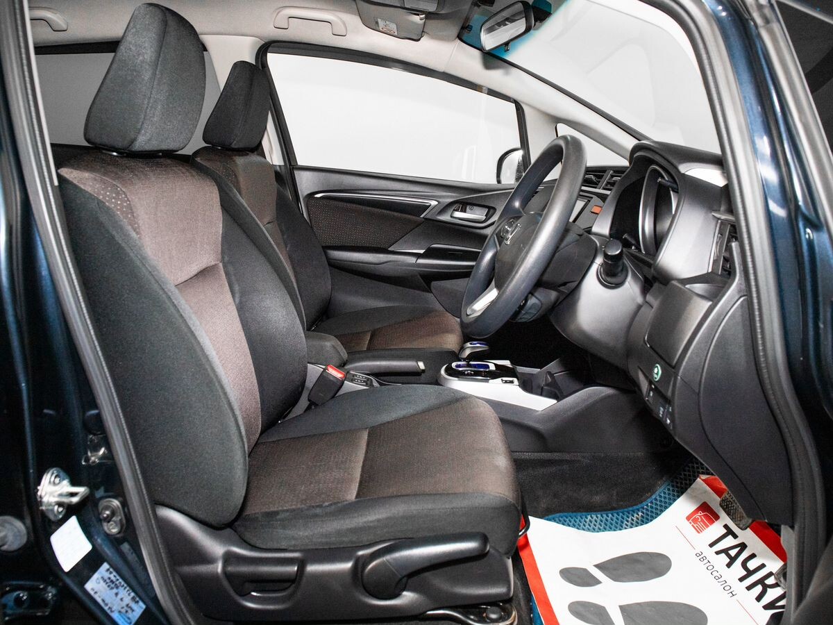 Honda Fit 2016 - фото автомобиля