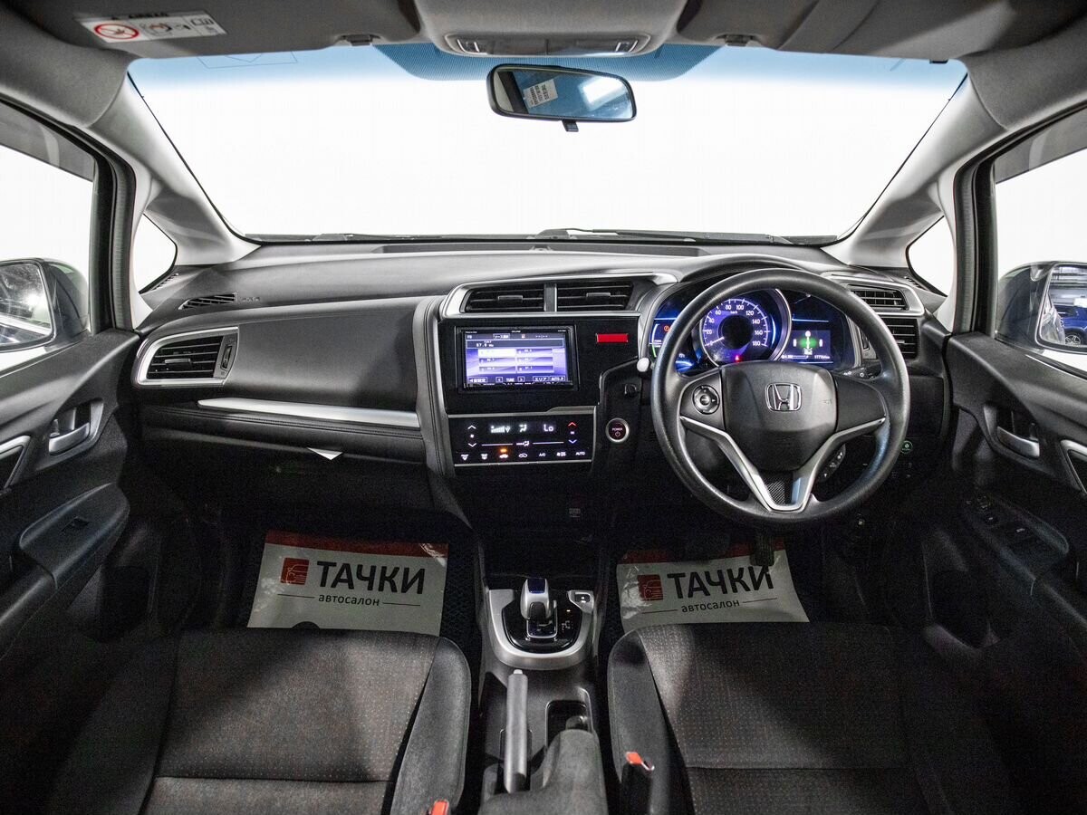 Honda Fit 2016 - фото автомобиля