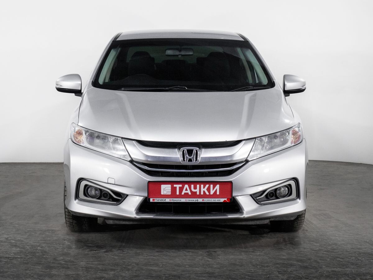 Honda Grace 2015 - фото автомобиля