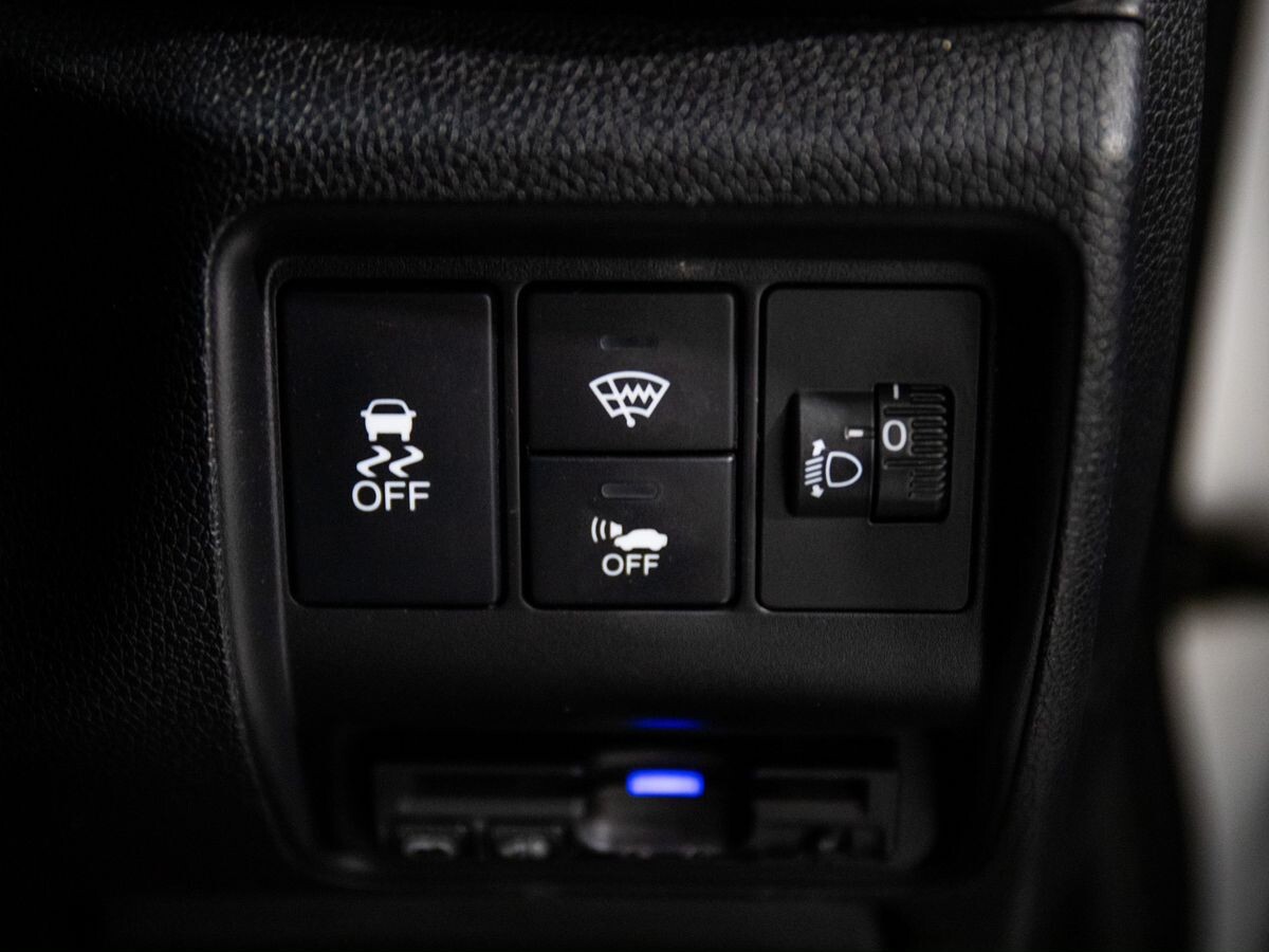 Honda Grace 2015 - фото автомобиля