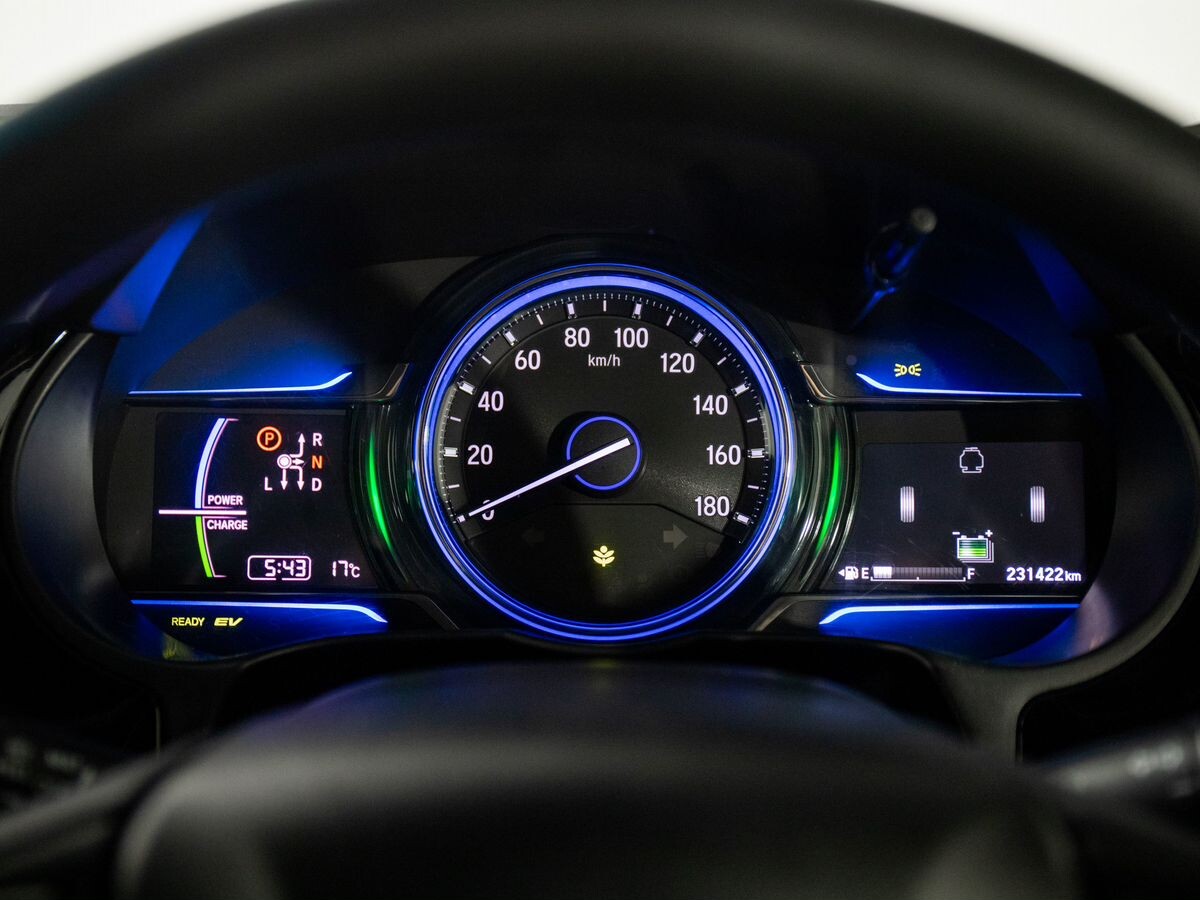 Honda Grace 2015 - фото автомобиля