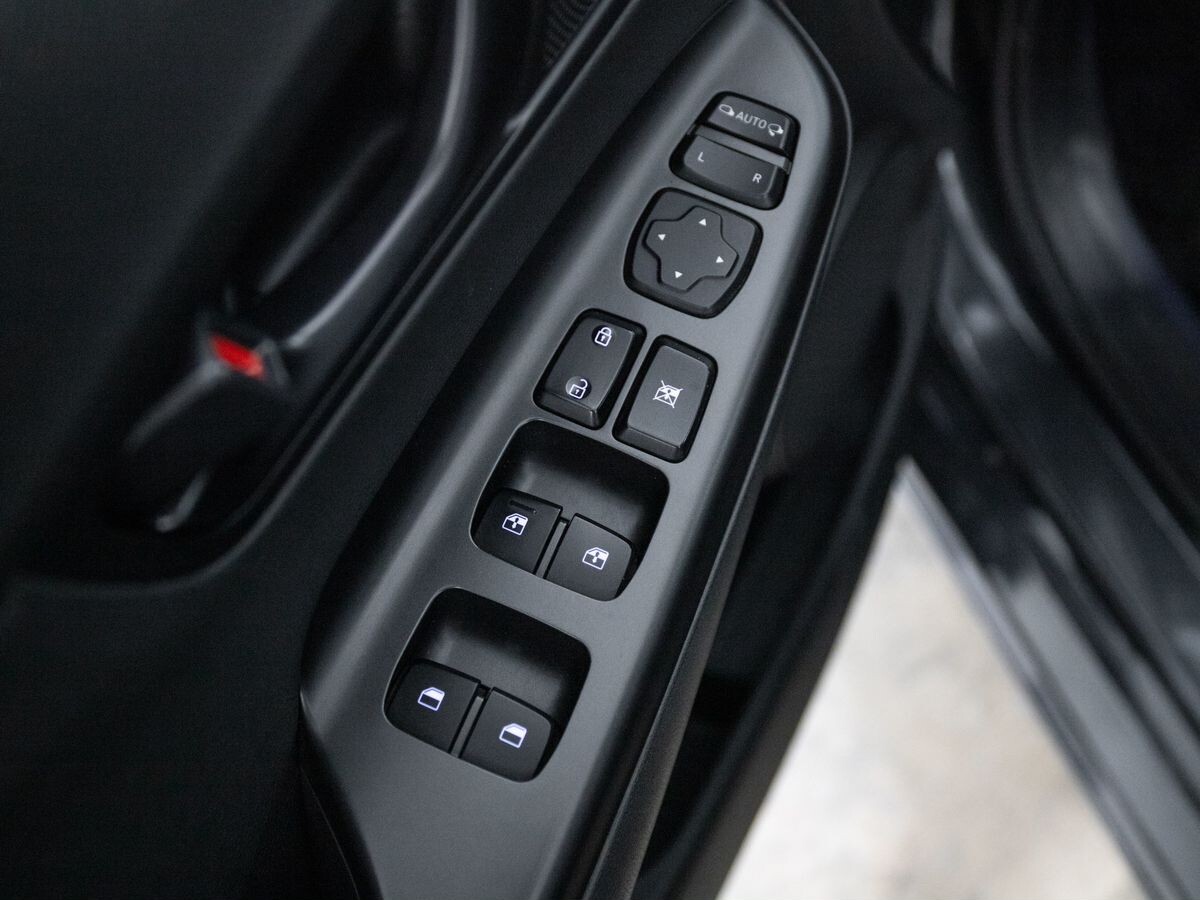 Hyundai Kona 2021 - фото автомобиля