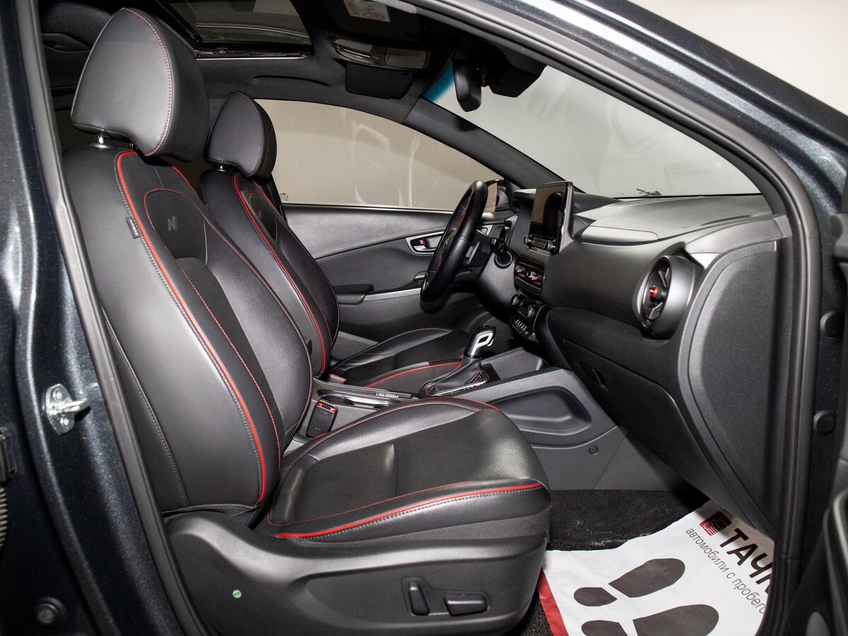 Hyundai Kona 2021 - фото автомобиля