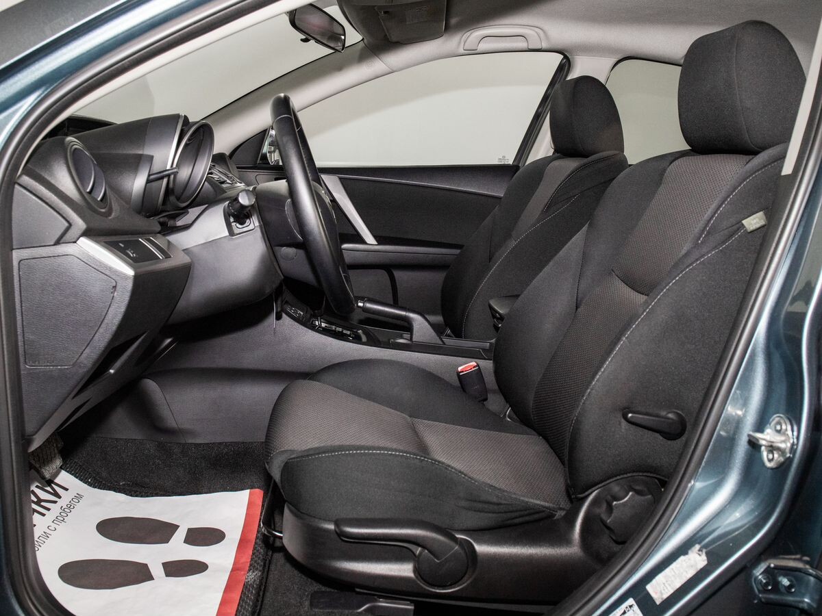 Mazda 3 2012 - фото автомобиля