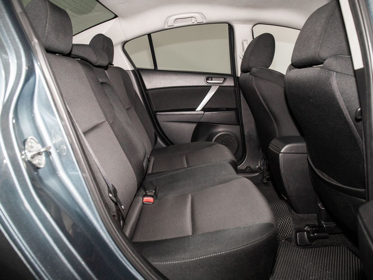 Mazda 3 2012 - фото автомобиля