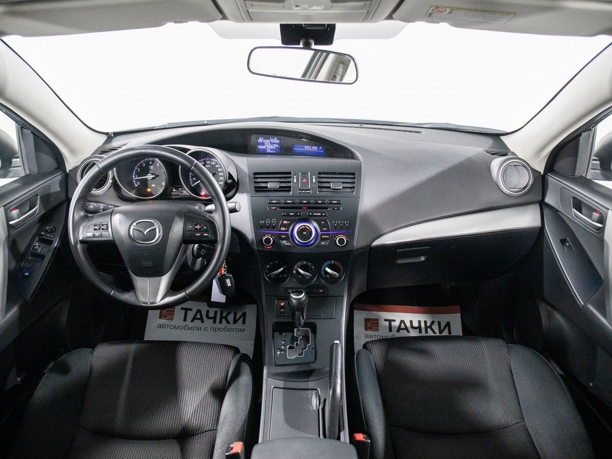 Mazda 3 2012 - фото автомобиля