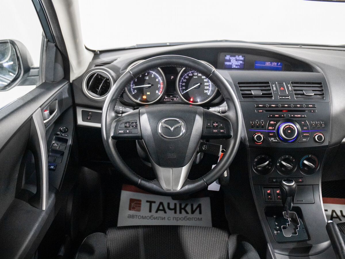 Mazda 3 2012 - фото автомобиля