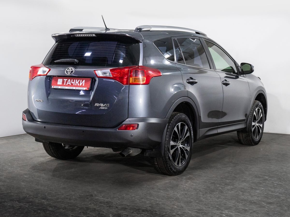 Toyota RAV4 2015 - фото автомобиля