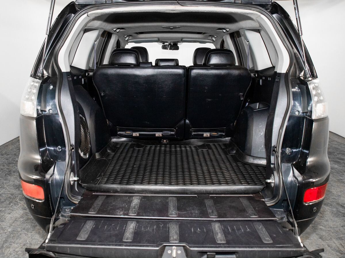 Mitsubishi Outlander 2008 - фото автомобиля