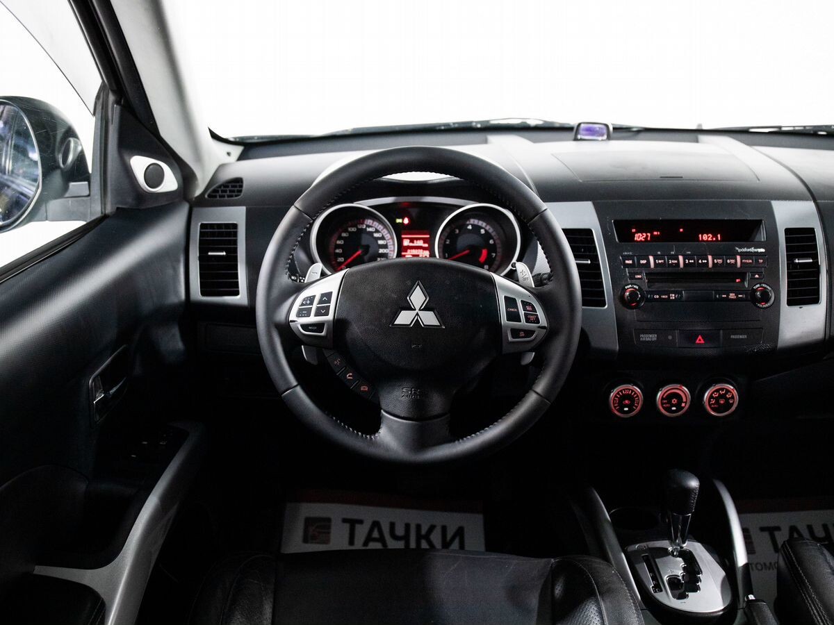 Mitsubishi Outlander 2008 - фото автомобиля