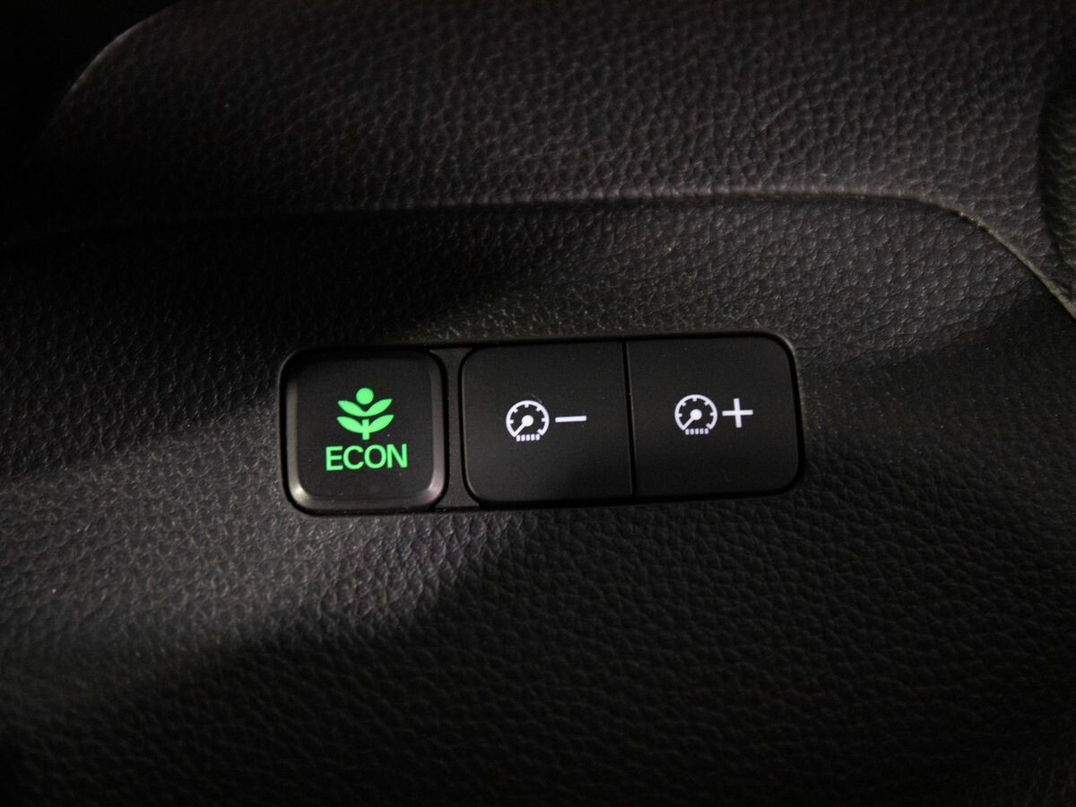 Honda N-BOX 2019 - фото автомобиля