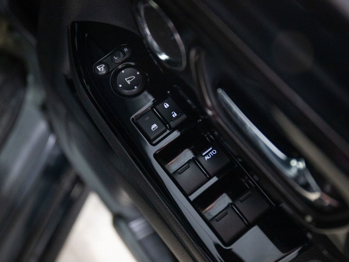 Honda N-BOX 2019 - фото автомобиля