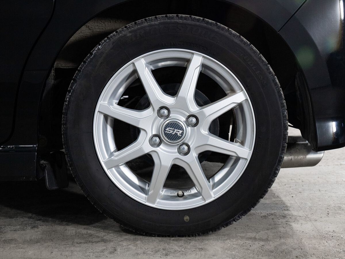 Honda N-BOX 2019 - фото автомобиля