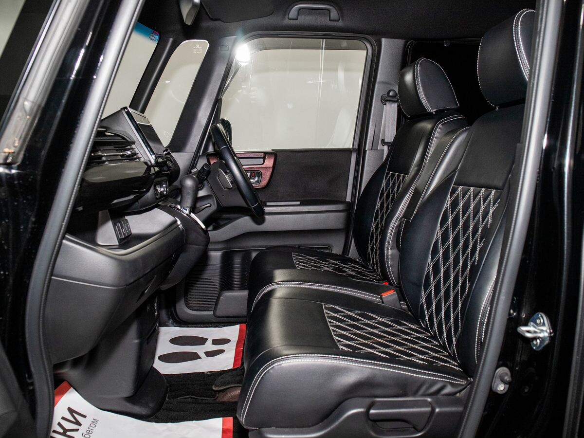 Honda N-BOX 2019 - фото автомобиля