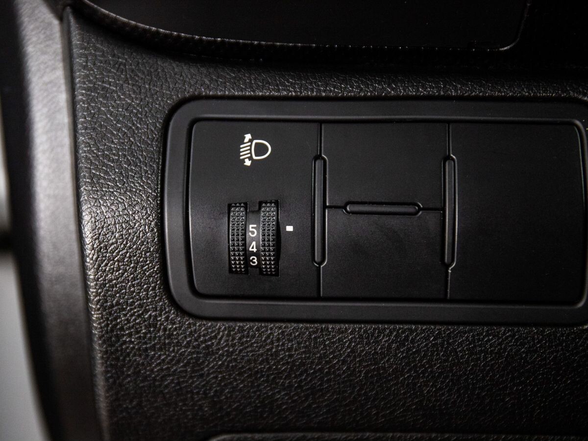 Hyundai Solaris 2013 - фото автомобиля