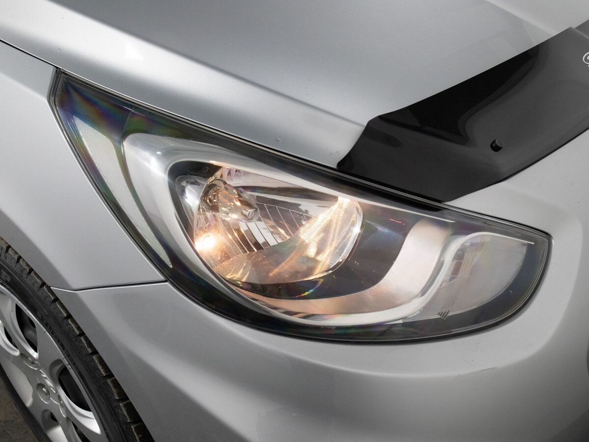 Hyundai Solaris 2013 - фото автомобиля