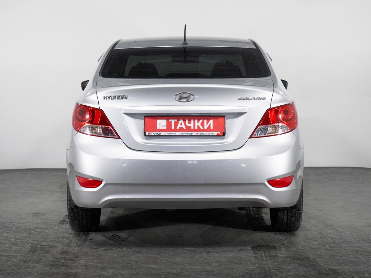 Hyundai Solaris 2013 - фото автомобиля