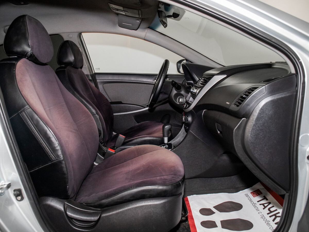 Hyundai Solaris 2013 - фото автомобиля