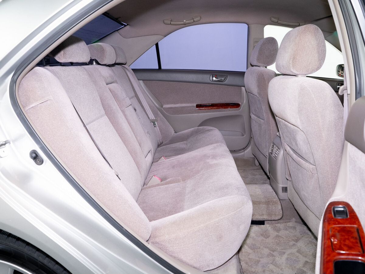 Toyota Camry 2005 - фото автомобиля