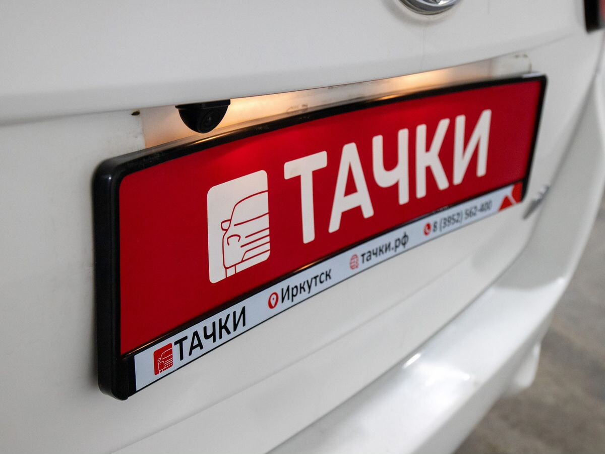 Toyota Corolla 2017 - фото автомобиля