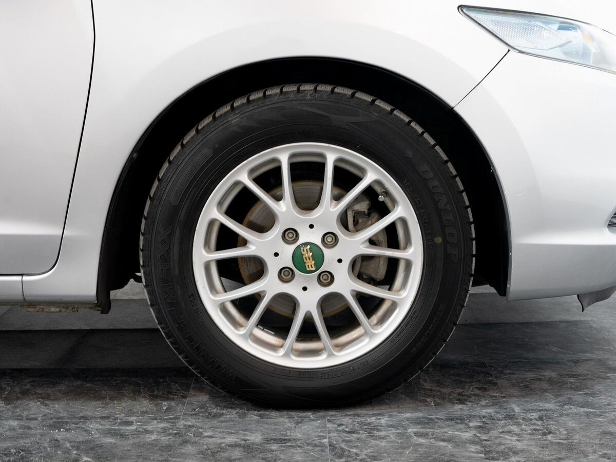 Honda Insight 2010 - фото автомобиля