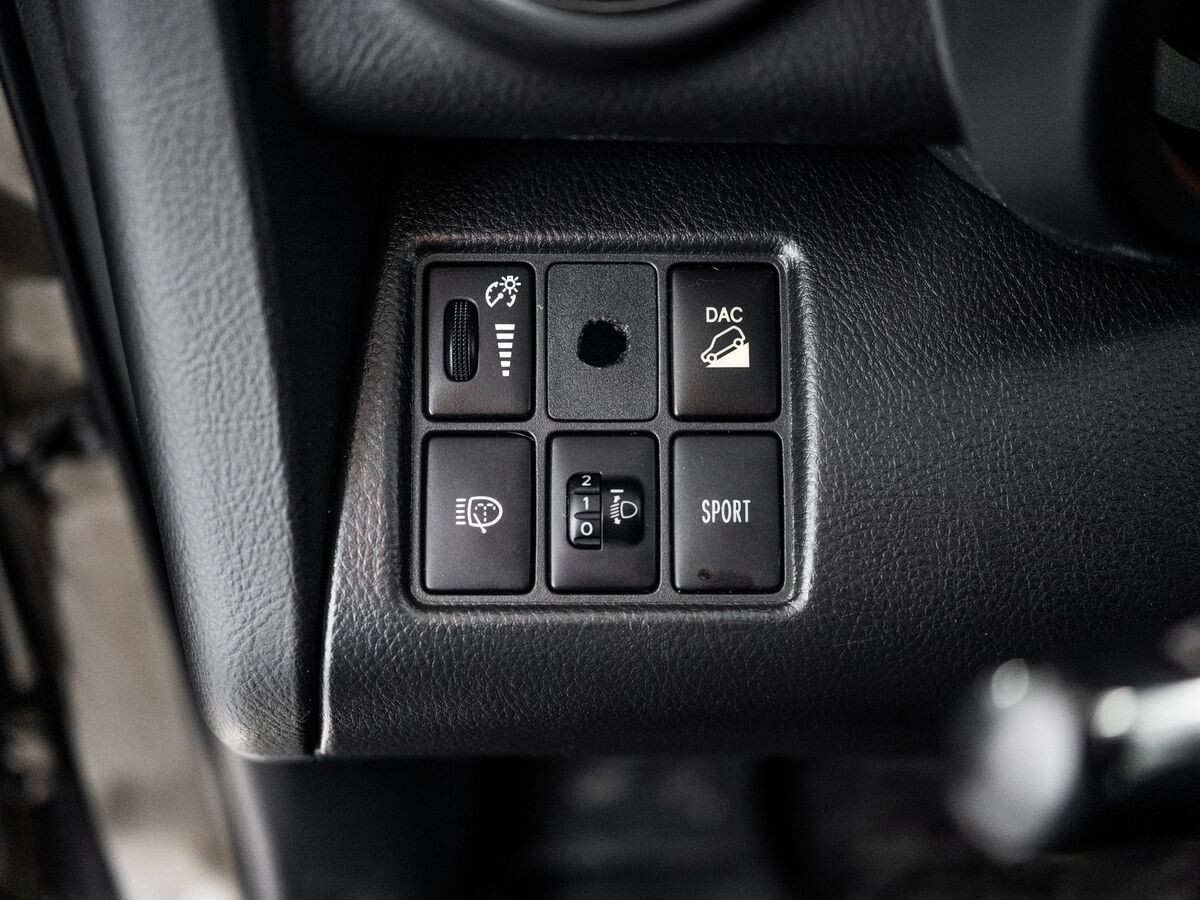 Toyota RAV4 2010 - фото автомобиля