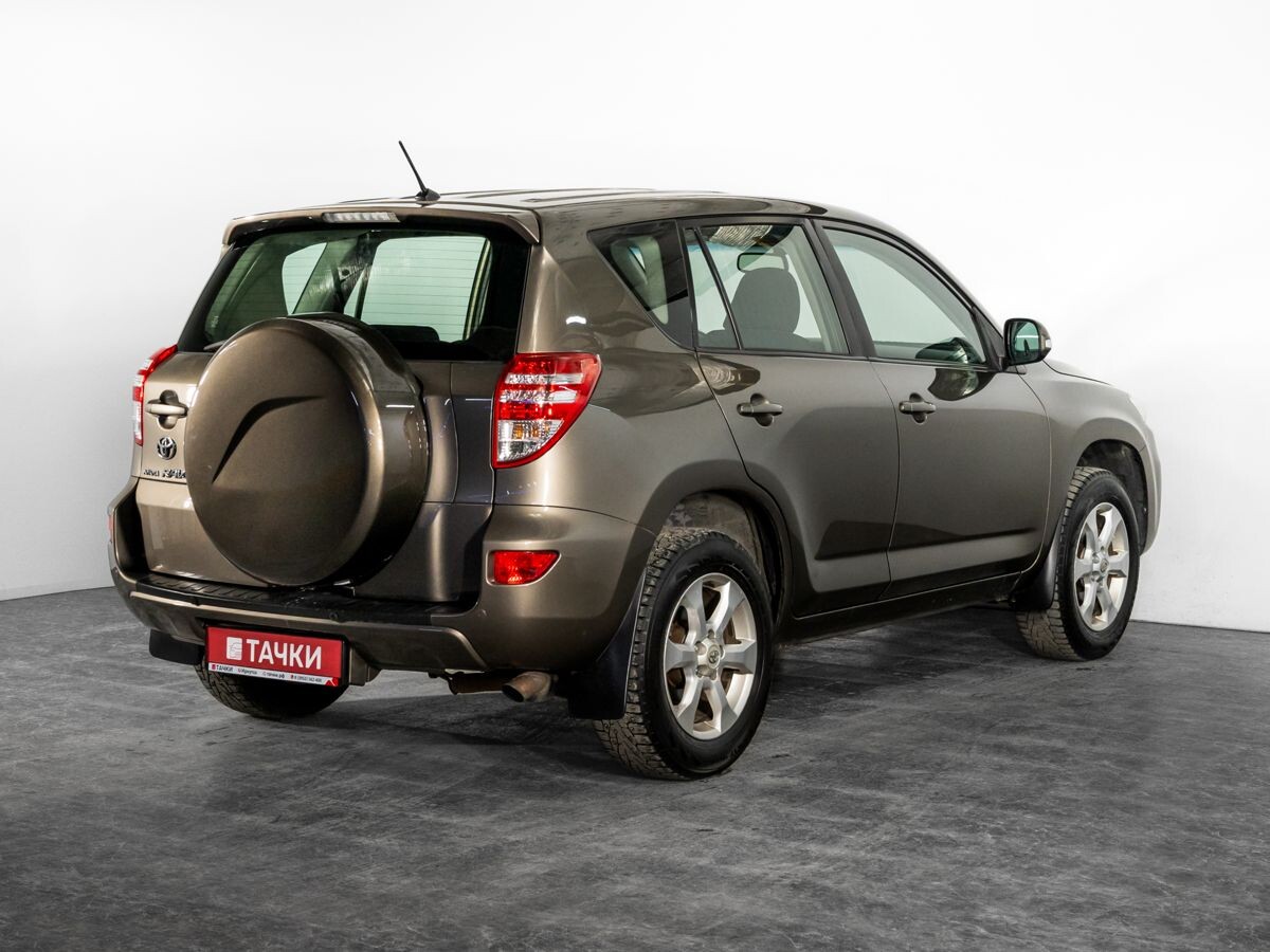 Toyota RAV4 2010 - фото автомобиля