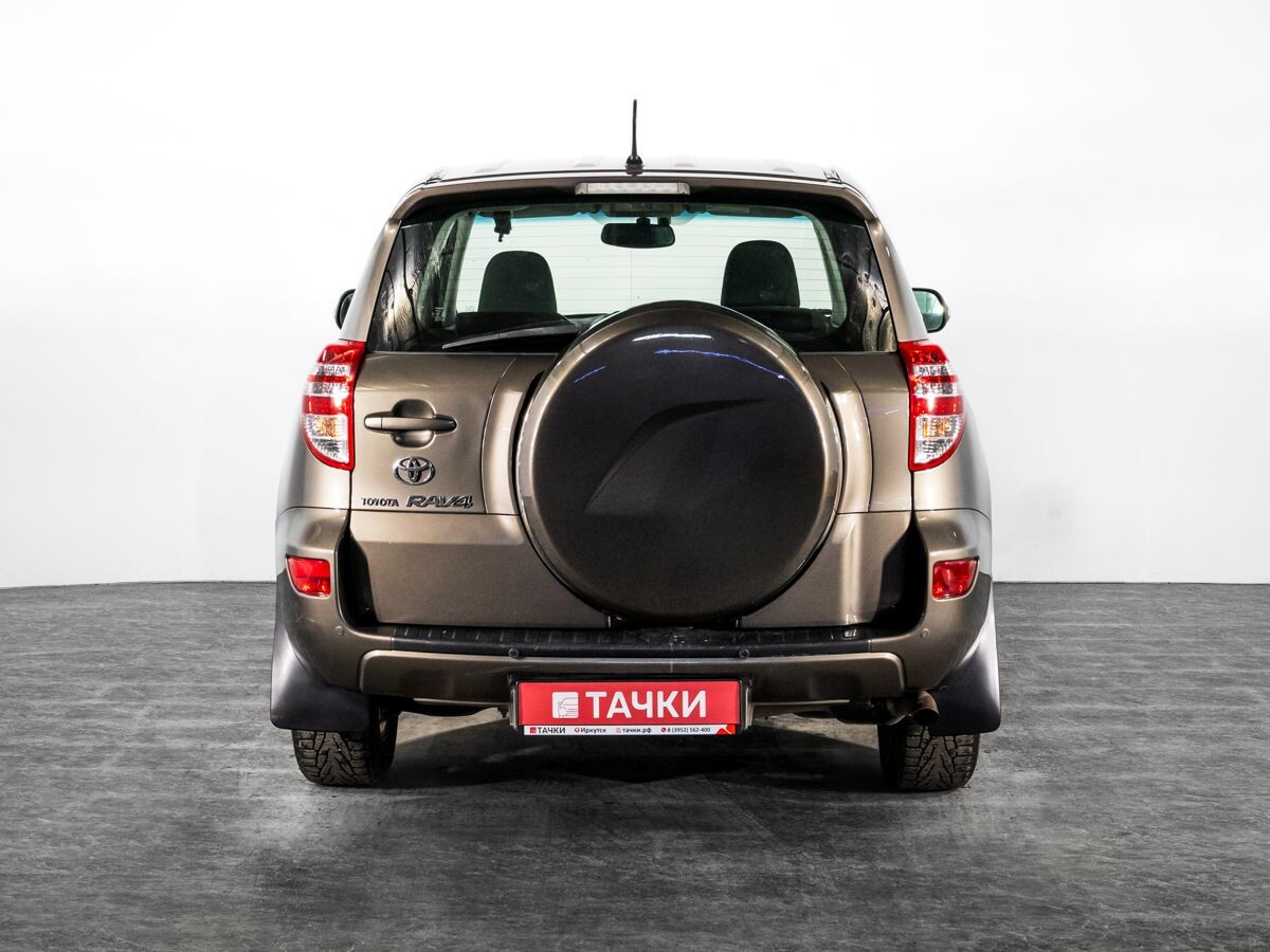 Toyota RAV4 2010 - фото автомобиля