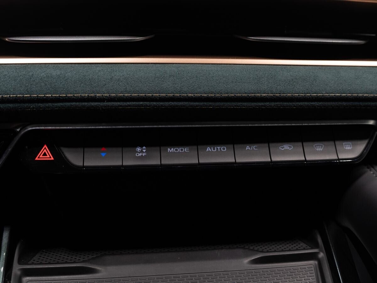 Geely Monjaro 2023 - фото автомобиля