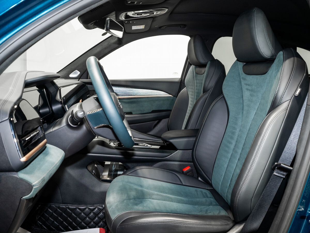 Geely Monjaro 2023 - фото автомобиля